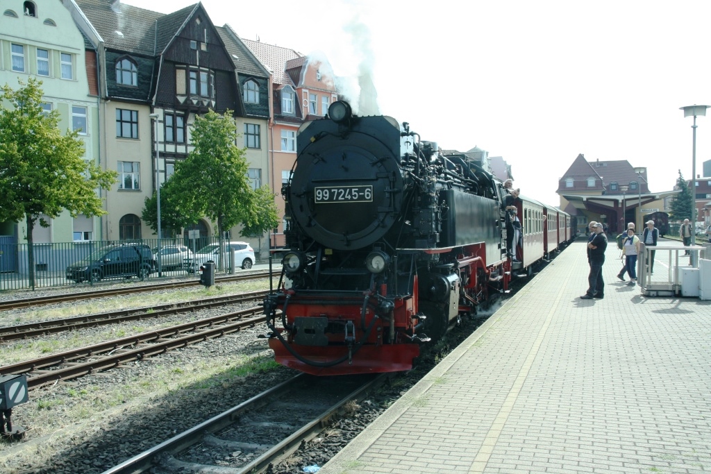 220809 053 Nordhausen Nord Bf HSB 99 7245 6 mit Zug 8920 von Nordhausen Nord nach Brocken